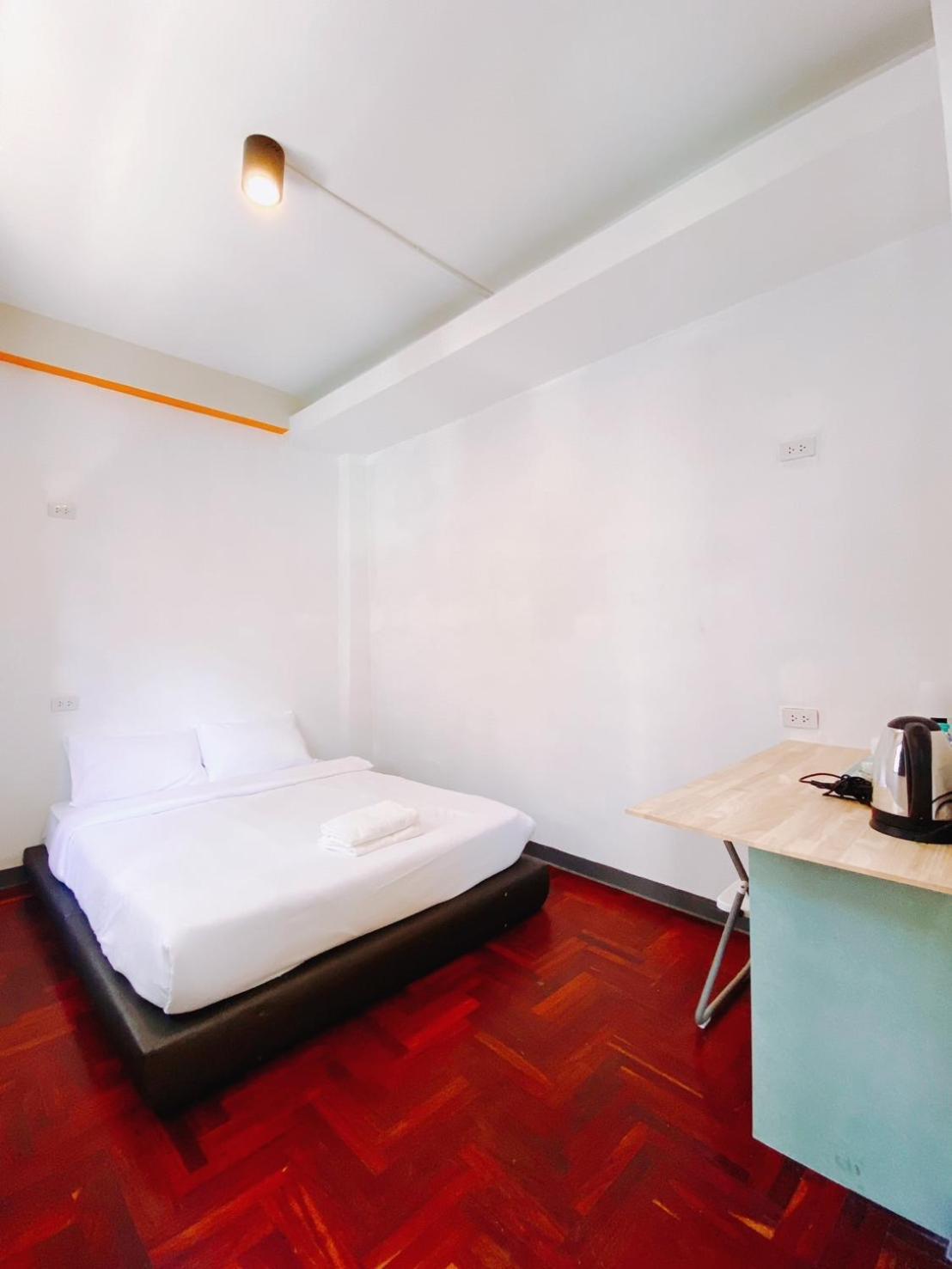 Go Inn Silom Bts Surasak X โกอินน์ สีลม บีทีเอส สถานีสุรศักดิ์ กรุงเทพมหานคร ภายนอก รูปภาพ